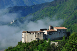 Castello-di-Stenico_imagefullwide